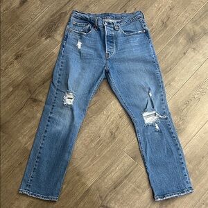 Women’s Levi's Blue Distressed Ankle Jeans